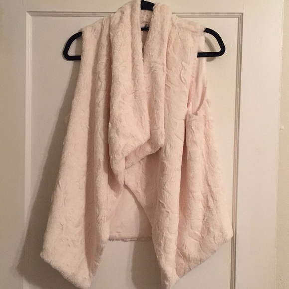 Faux Rabbit Fur Vest Jack by B.B. Dakota - Picture 2 of 3